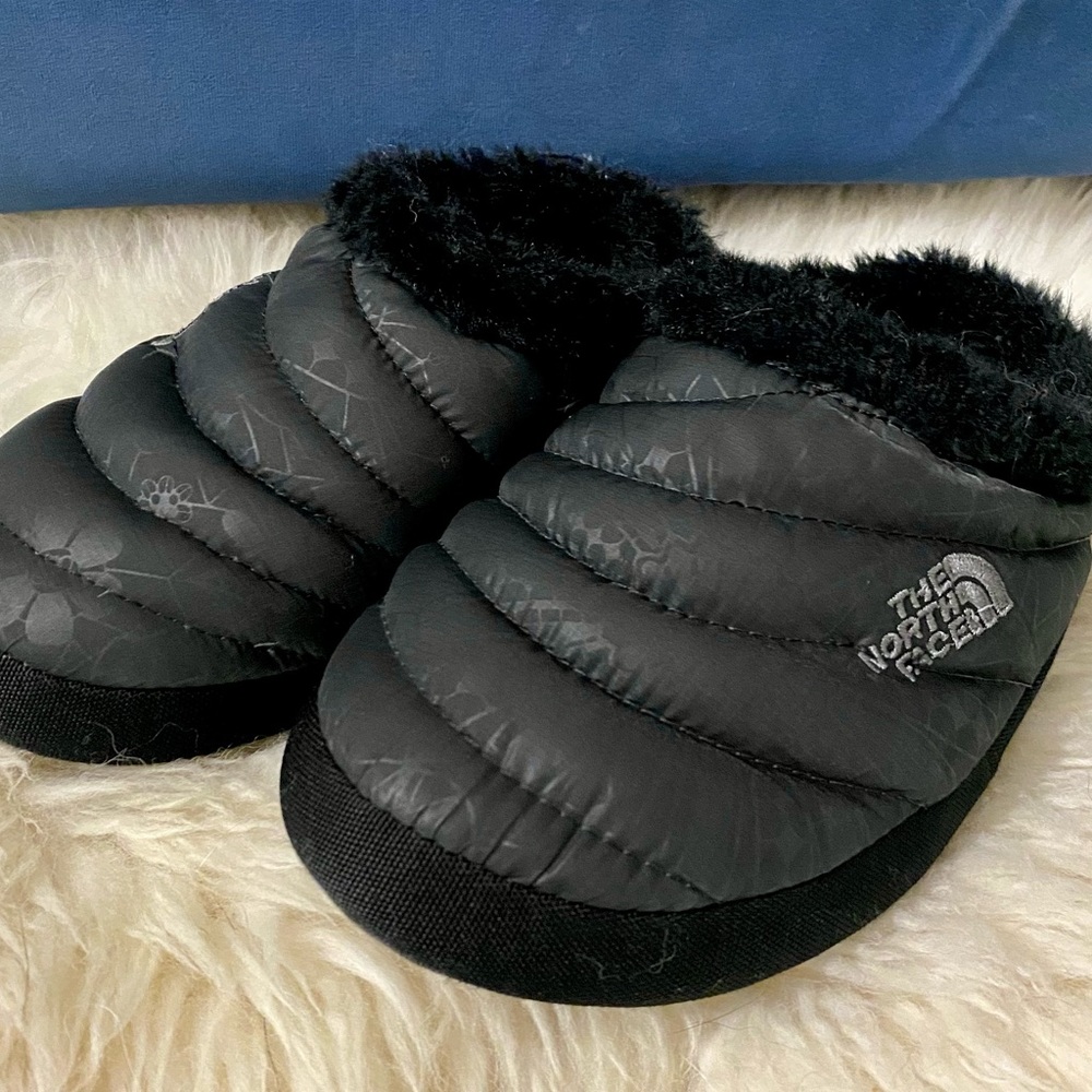 The North Face Thermoball slippers